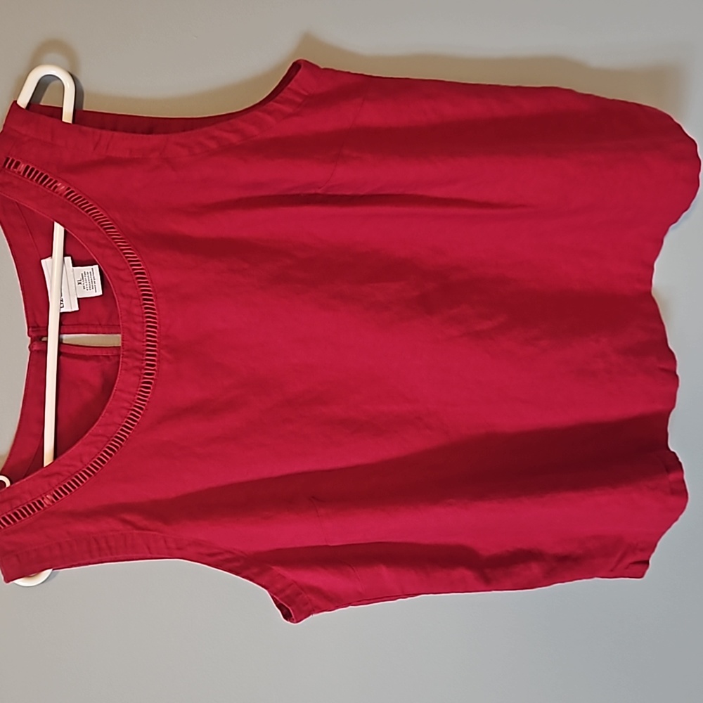 Red linen sleeveless blouse